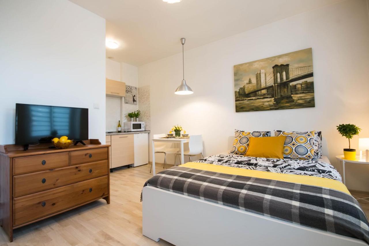 Apartamenty Zamulkowa 4Two Катовице Екстериор снимка